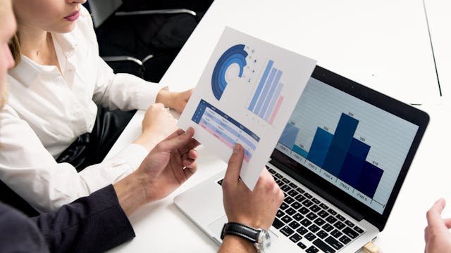what is growth marketing